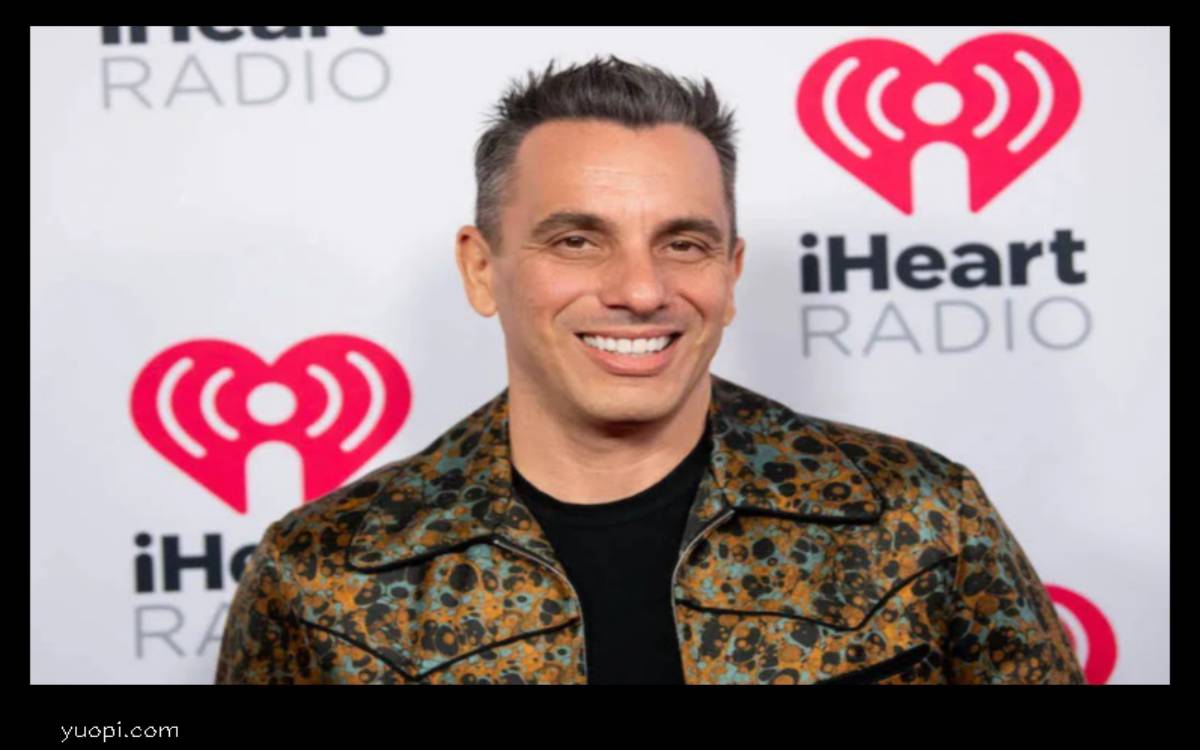 Comedian Sebastian Maniscalco Net Worth 2024